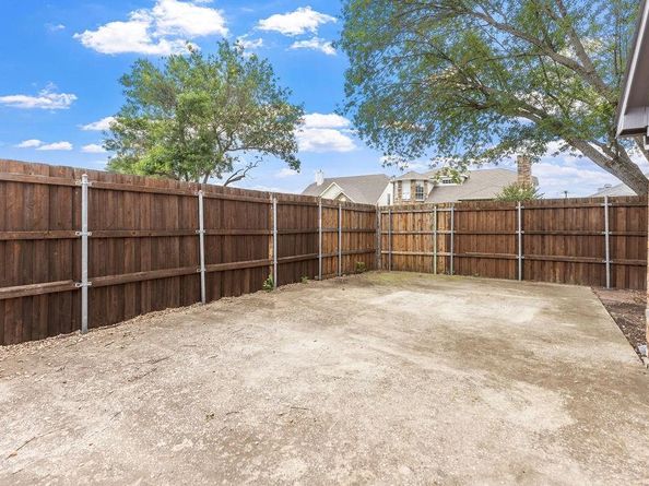 2502  Lake Valley Drive , Garland Texas 75040