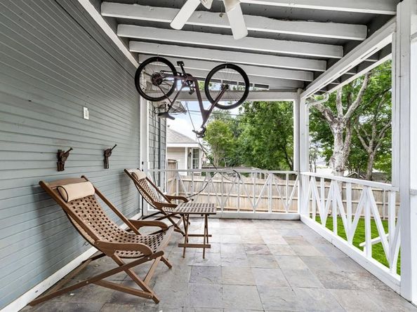 1800  Virginia Place , Fort Worth Texas 76107