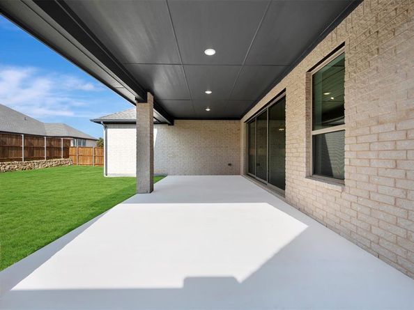 5652  Taylor Trail , Arlington Texas 76017