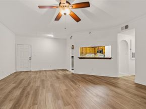 1010  Allen Street  213, Dallas Texas 75204
