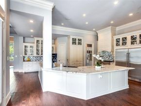 5230  Westgrove Drive , Dallas Texas 75248
