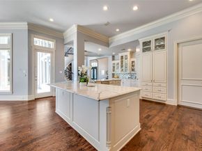 5230  Westgrove Drive , Dallas Texas 75248