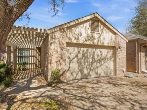 4139  Rosser Square , Dallas Texas 75244