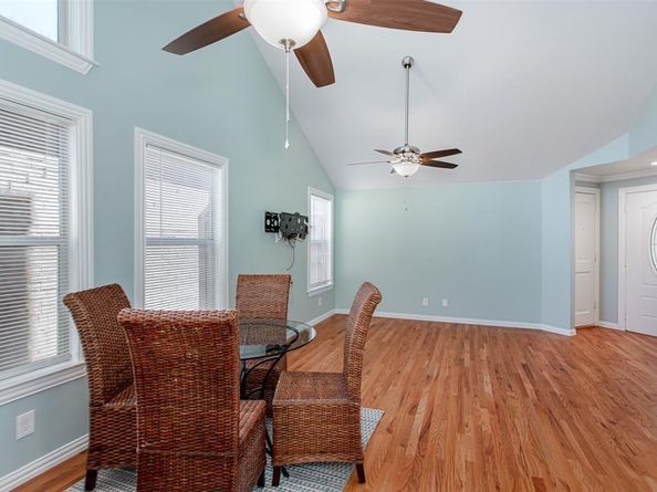 4139  Rosser Square , Dallas Texas 75244