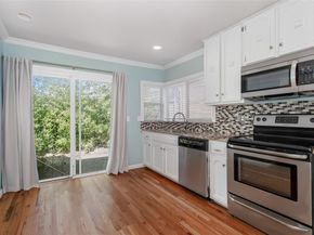 4139  Rosser Square , Dallas Texas 75244