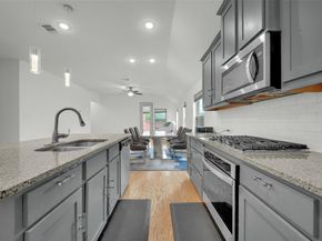 2725  Bechtol Street , Garland Texas 75042