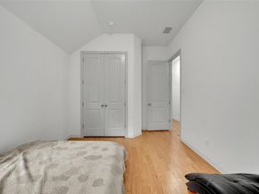 2725  Bechtol Street , Garland Texas 75042