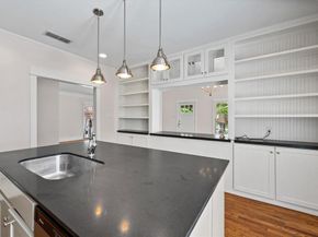 2700  College Avenue , Fort Worth Texas 76110
