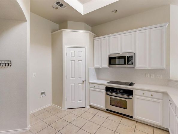 4905  Summer Oaks Lane , Fort Worth Texas 76123