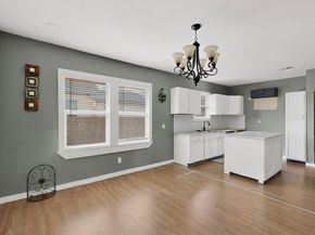 1315 E Arlington Avenue , Fort Worth Texas 76104