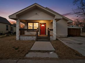 1315 E Arlington Avenue , Fort Worth Texas 76104