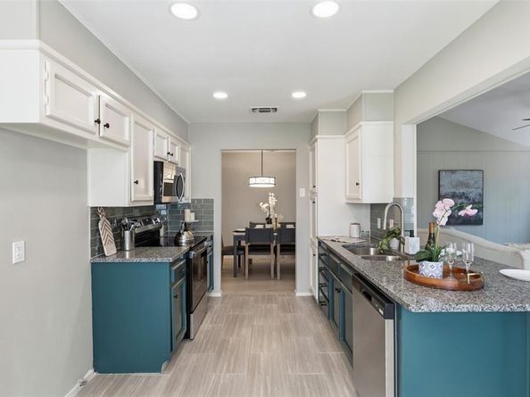 1721 S Timber Court , Benbrook Texas 76126