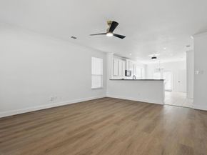 924  Charleston Lane , Savannah Texas 76227