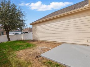 924  Charleston Lane , Savannah Texas 76227
