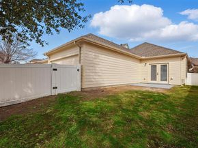 924  Charleston Lane , Savannah Texas 76227