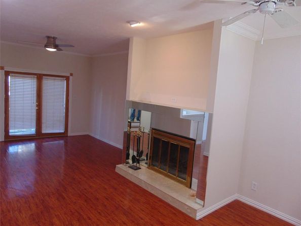 8522  Park Lane  5, Dallas Texas 75231