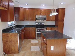 8522  Park Lane  5, Dallas Texas 75231