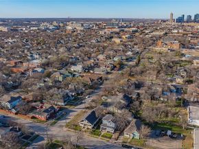 818 W Richmond Avenue , Fort Worth Texas 76110