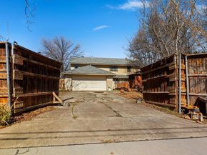 1423  Stagecoach Drive , Richardson Texas 75080