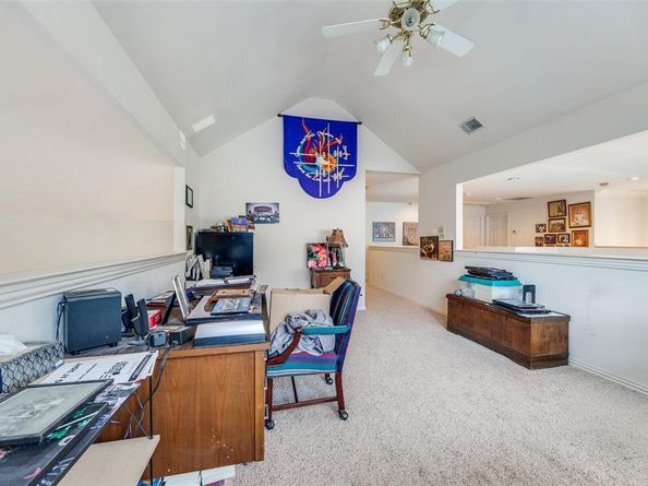 1536  Waterside Court , Dallas Texas 75218