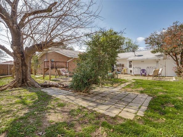 3722  Devonshire Court W, Irving Texas 75062