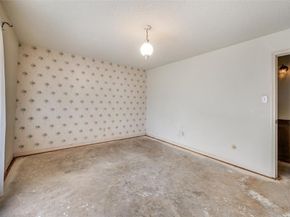 5001  Boulder Lake Road , Fort Worth Texas 76103