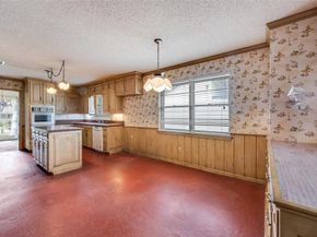 5001  Boulder Lake Road , Fort Worth Texas 76103