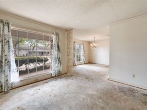 5001  Boulder Lake Road , Fort Worth Texas 76103