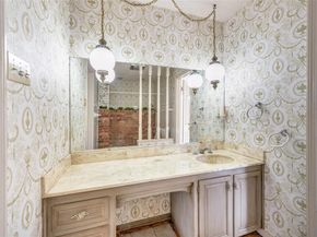5001  Boulder Lake Road , Fort Worth Texas 76103