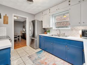 700  Kindred Lane , Richardson Texas 75080