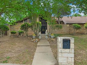 2000  Shadow Ridge Drive , Arlington Texas 76006