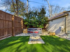 904  Clermont Avenue , Dallas Texas 75223