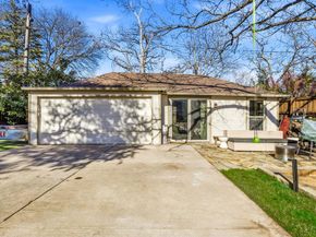 904  Clermont Avenue , Dallas Texas 75223