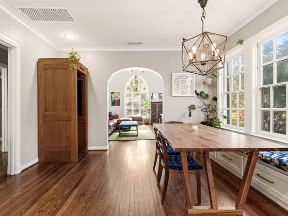 904  Clermont Avenue , Dallas Texas 75223