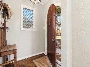 904  Clermont Avenue , Dallas Texas 75223