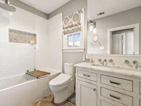 904  Clermont Avenue , Dallas Texas 75223