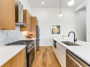 2080  Kelly Avenue  106, Dallas Texas 75215