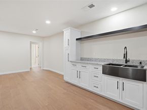 208  Shoreline Drive , Azle Texas 76020