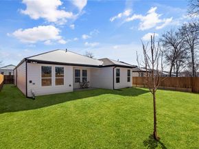 1827  Paducah Avenue , Dallas Texas 75216