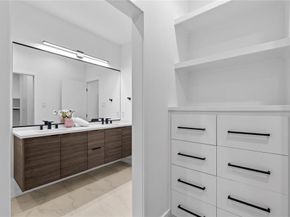 1827  Paducah Avenue , Dallas Texas 75216