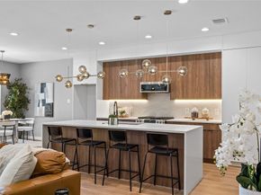 1827  Paducah Avenue , Dallas Texas 75216