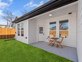 1827  Paducah Avenue , Dallas Texas 75216