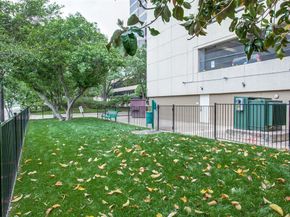 5909  Luther Lane  1006, Dallas Texas 75225