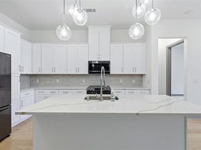 2700  Old Denton Road  1044, Carrollton Texas 75007