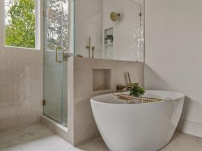 917  Brookwood Drive , Dallas Texas 75224