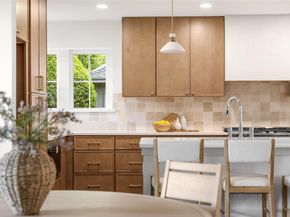 7335  Debbe Drive , Dallas Texas 75252