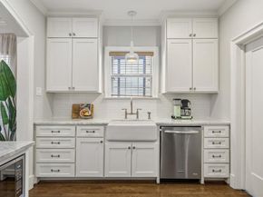 816  Newell Avenue , Dallas Texas 75223