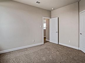 1469  CANTERBURY Trail , DeSoto Texas 75115