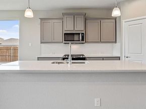 1469  CANTERBURY Trail , DeSoto Texas 75115