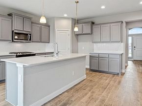 1469  CANTERBURY Trail , DeSoto Texas 75115